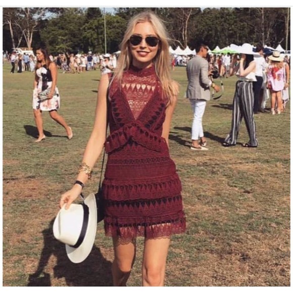 Self Portrait Teardrop Guipure Lace Mini Dress fits like a 6 - Picture 4 of 16